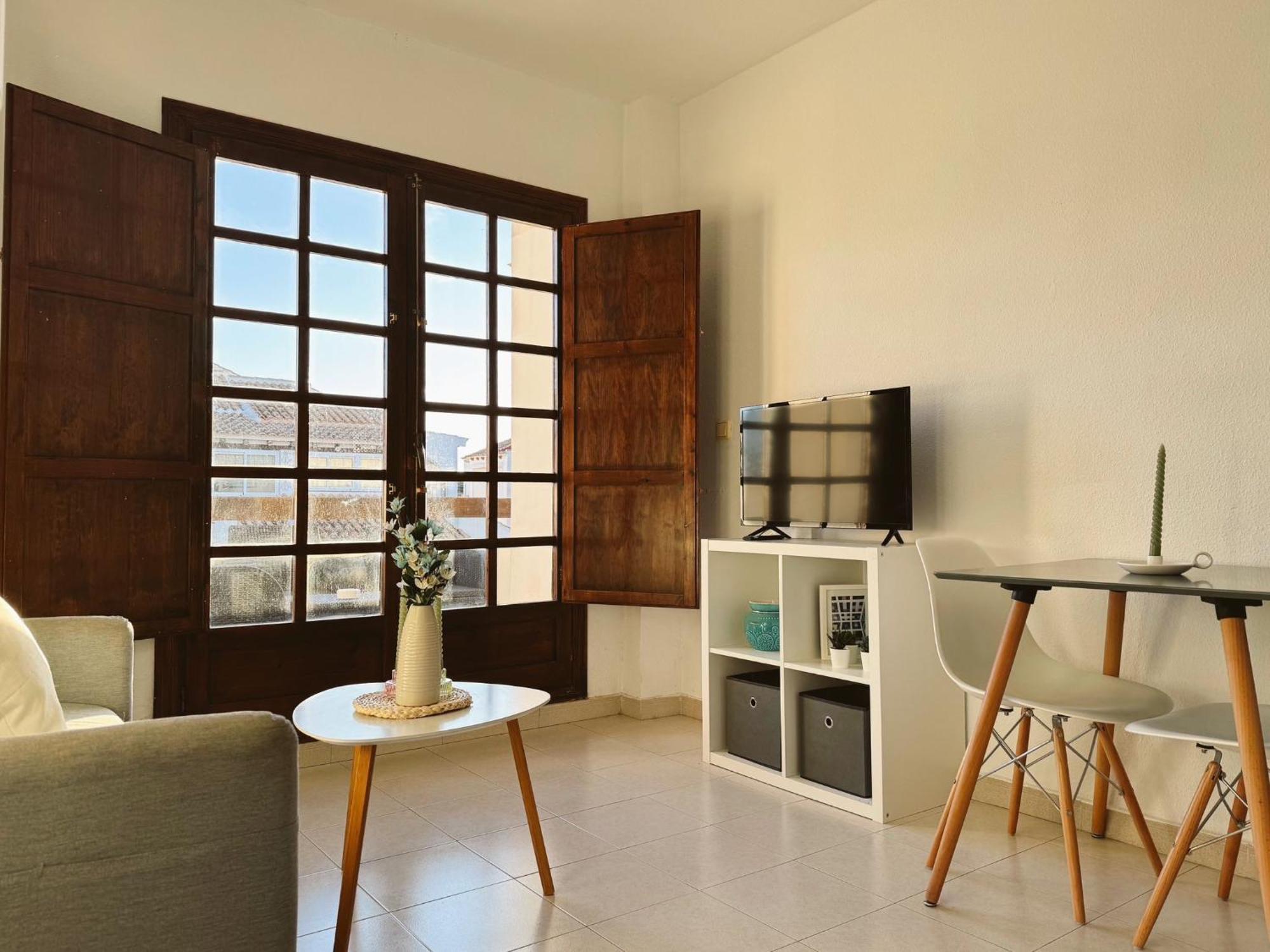Apartment El Paraiso, 1 Bedroom 300M From The Sea トレビエハ エクステリア 写真