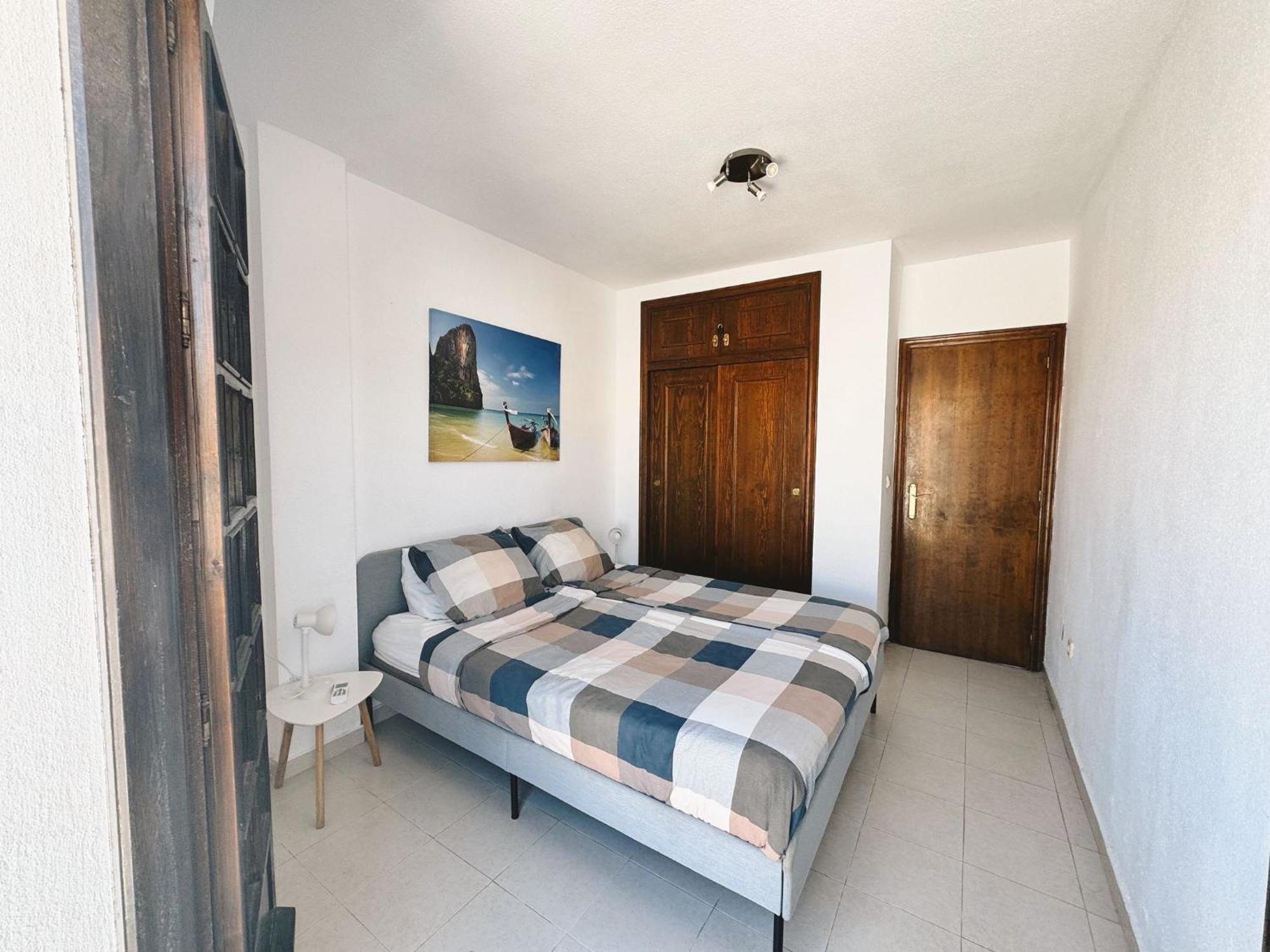 Apartment El Paraiso, 1 Bedroom 300M From The Sea トレビエハ エクステリア 写真